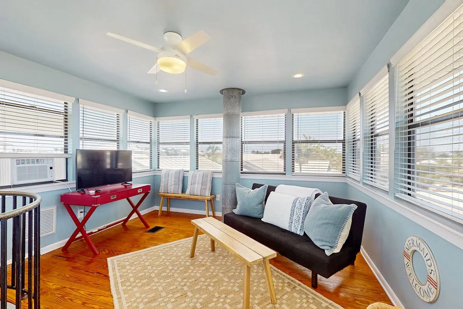 4 bed, 4.0 bath, 3390 sqft, $15,677 — Photo 3