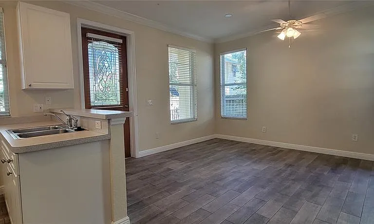 1112 Islamorada Ln — Photo 5