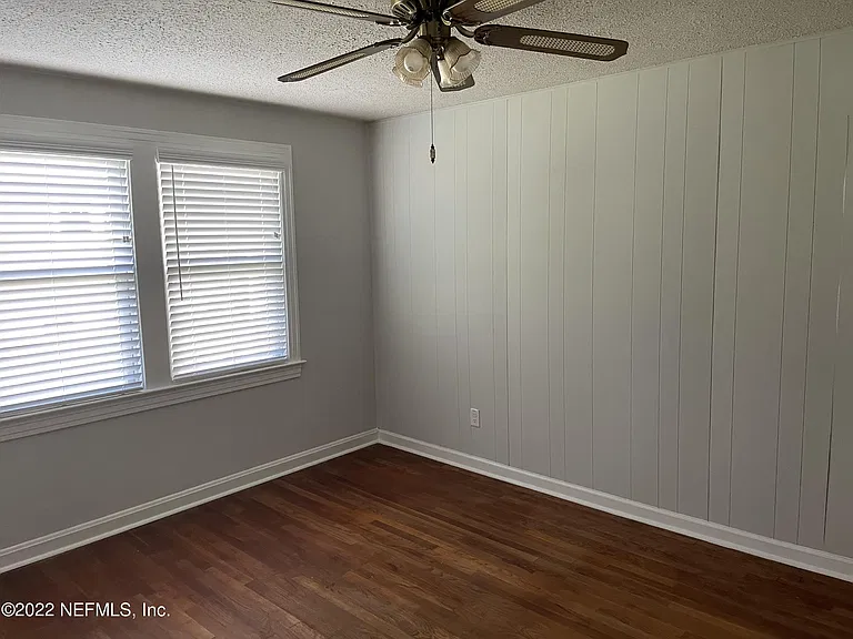 3677 Walsh St — Photo 7
