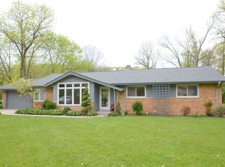 251 Green Bay Rd, Cedarburg, WI 53012