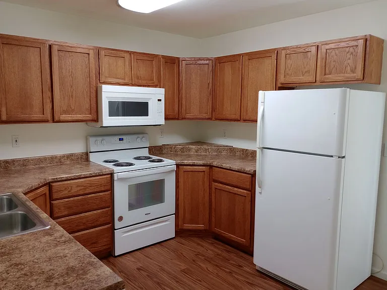 1720-1722 Juniper Dr — Photo 5