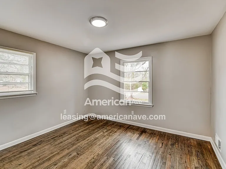767169_013_wm_-_bedroom_13500663.jpg