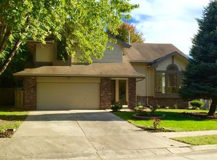 16725 Riggs St, Omaha, NE 68135