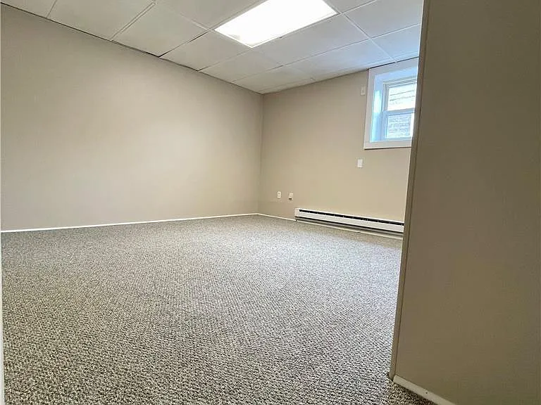 28 Main St #5 — Photo 18