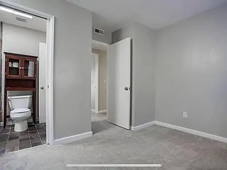 1111 Eureka St #8 — Photo 21