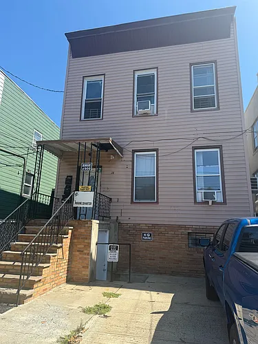 14 Beacon Ave #1 Photo 1