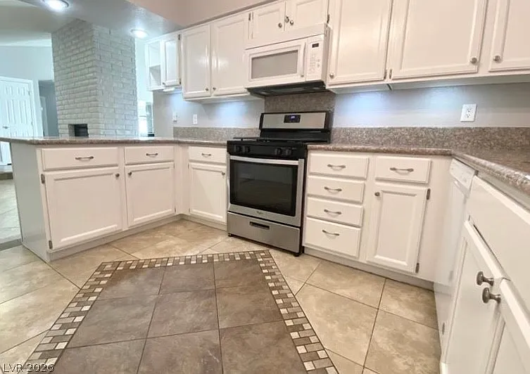 718 Skipjack Dr — Photo 11
