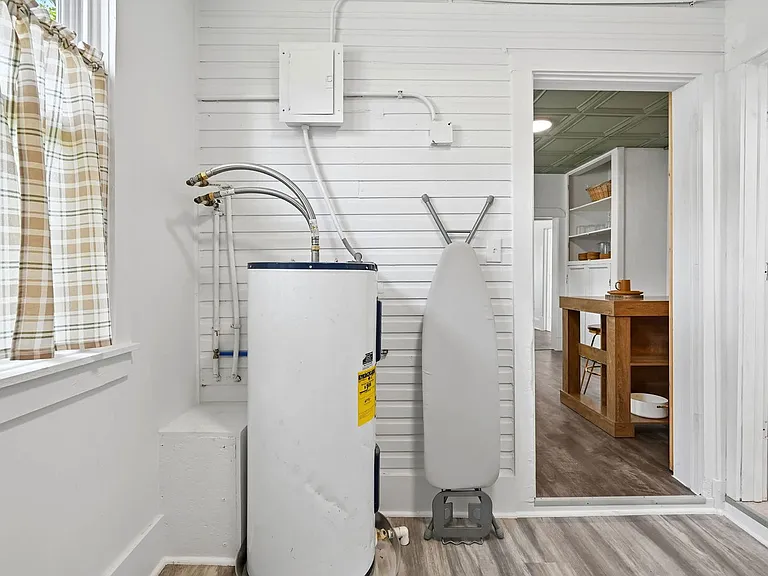 Laundry Room Cabinet