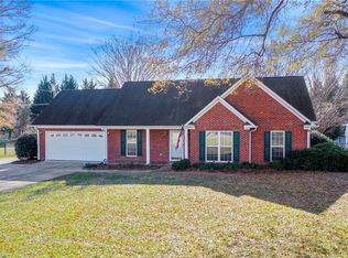 2519 Sunnycrest Dr, Reidsville, NC 27320
