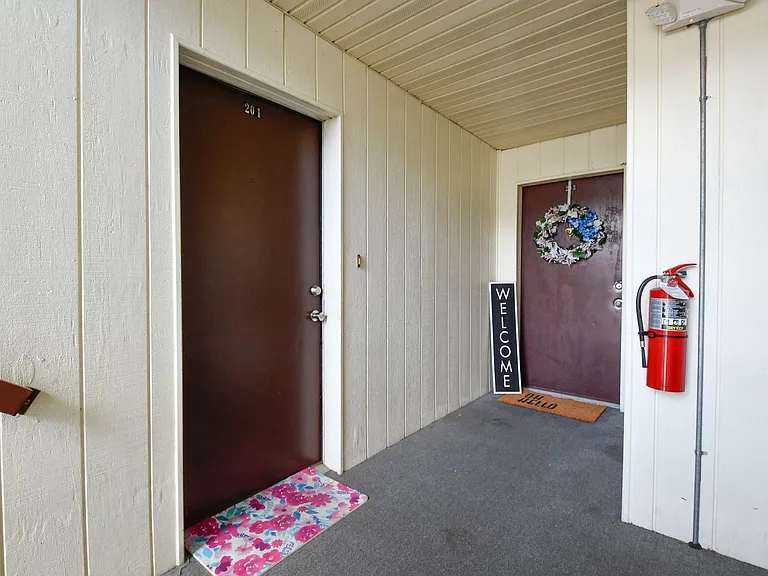 102 Chesterfield Ln #201 — Photo 25