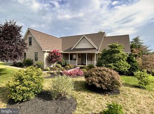 257 Harvard Ct, Falling Waters, WV 25419