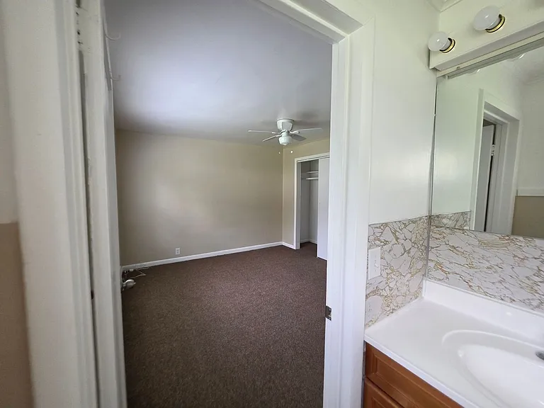 1401 S 1405 E #2300-E — Photo 10