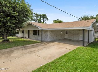 2534 Bay Vista Dr, Biloxi, MS 39531