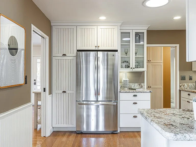 525 Keyes Ave — Photo 14