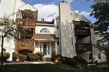 1316 Cedarwood Dr APT B1 photo 1