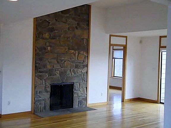 Fireplace in Livingroom