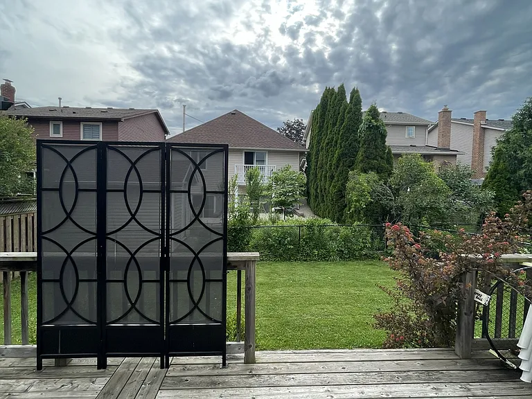2140 Clipper Cres — Photo 24