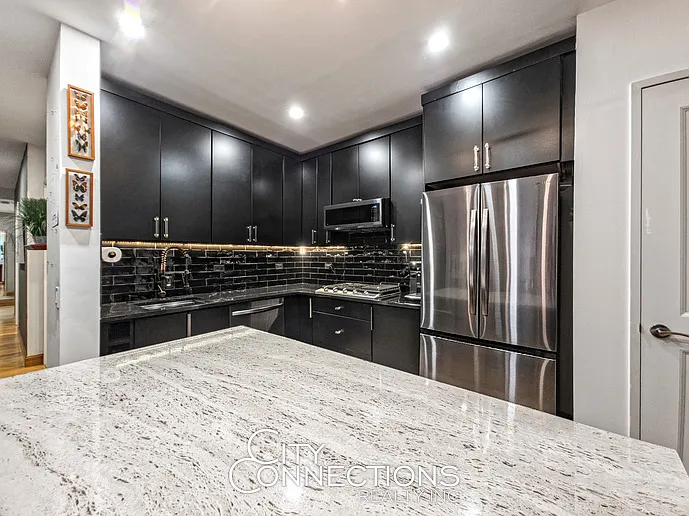 20 West St #16G — Photo 6