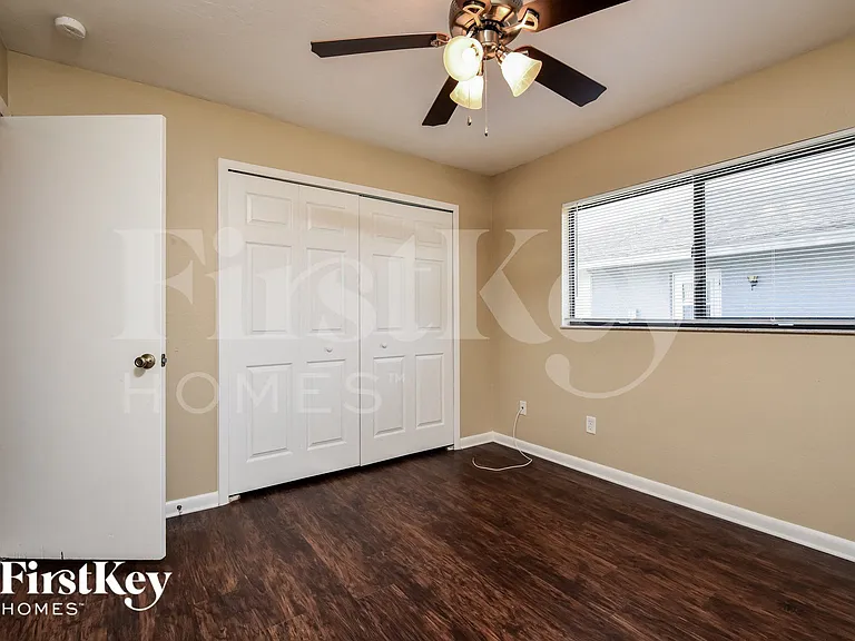 4141 SW 6th Pl — Photo 10