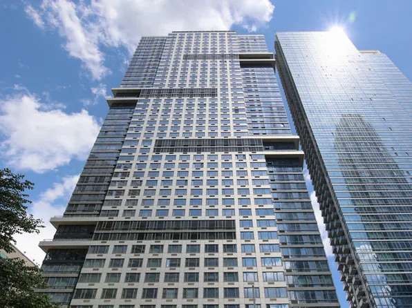635 West 42nd Street 23E image 18 of 18