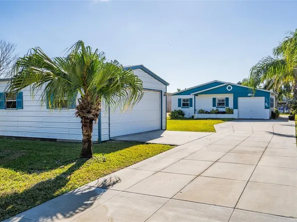 275 Randle Ave, Oak Hill, FL 32759