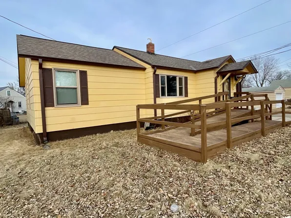 310 Howard Ave SW, Wadena, MN 56482