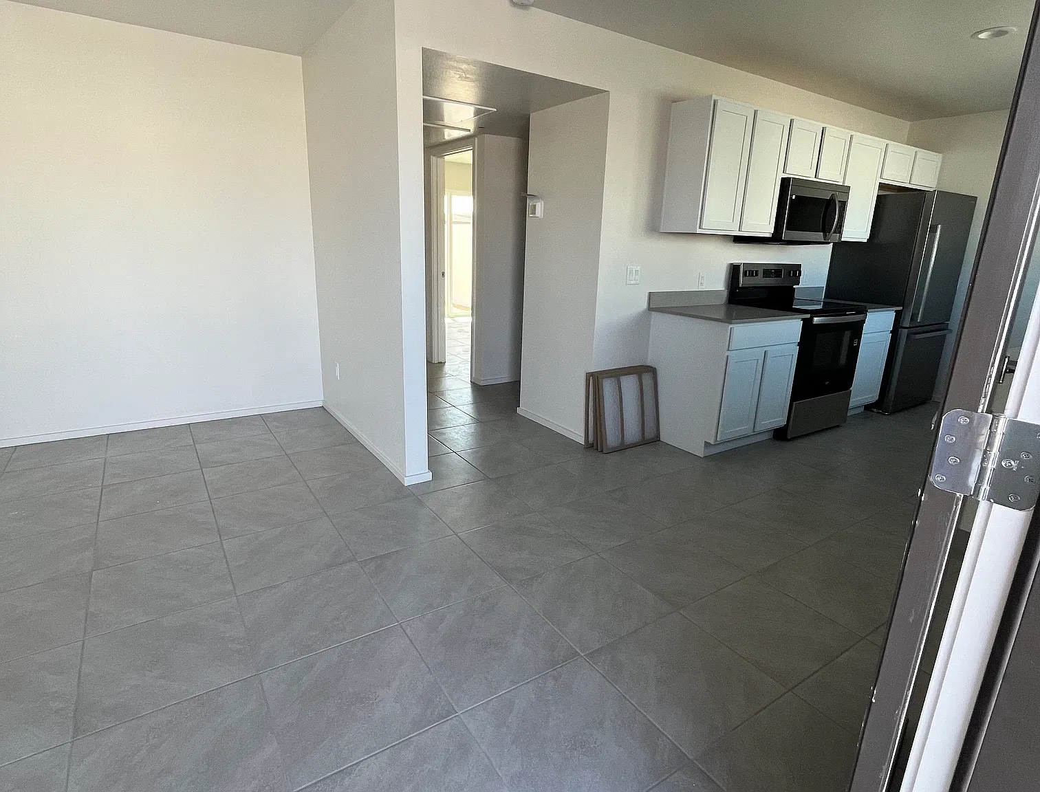 2 bed, 780 sqft, $1,800 — Photo 4