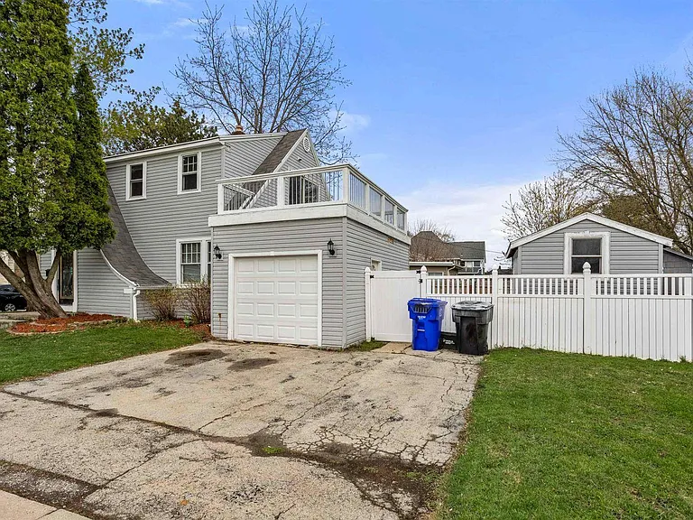806 N Mason St — Photo 20
