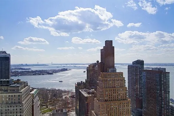 Rented by Corcoran | media 14