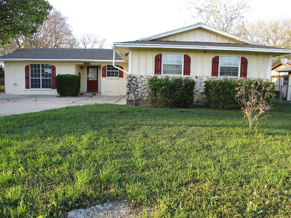 1st image of 4632 S Dr W