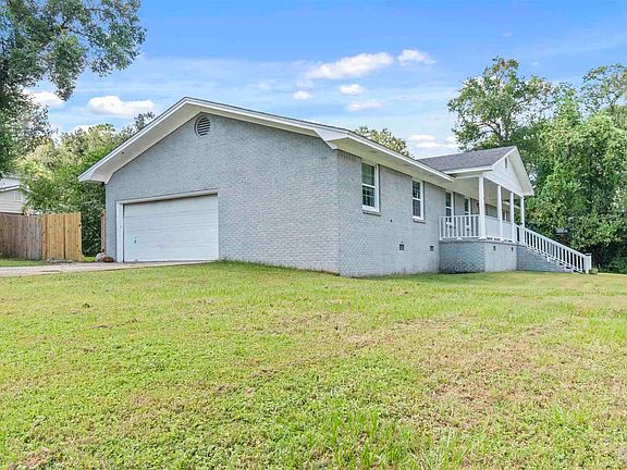 2nd image of 9766 Pickwood Dr