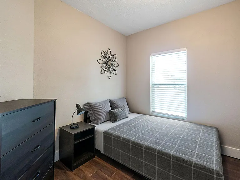 San Mateo Dr — Photo 1
