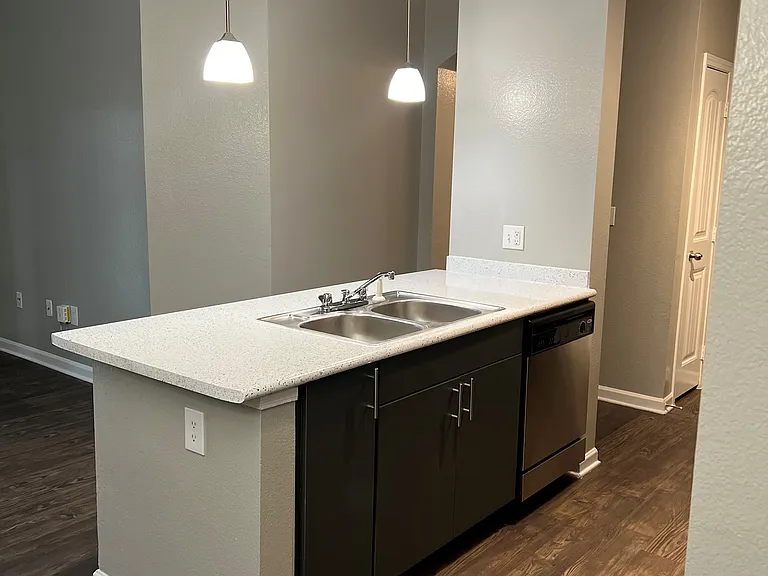 Dry Creek Ranch Apartments — Photo 47