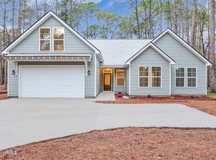 579 Sams Point Rd, Beaufort, SC 29907