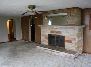 945 Stevens St, Mitchell, IN 47446