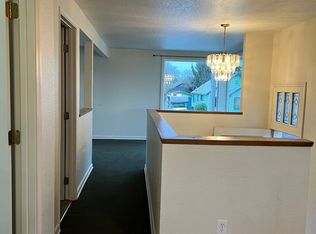 10617 3rd Ave SW, Seattle, WA 98146