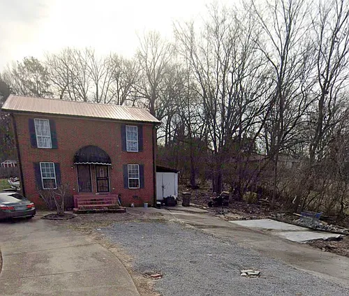 315A Foxglove Dr Photo 1