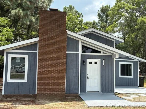 4379 Spinel Dr, Fayetteville, NC 28311