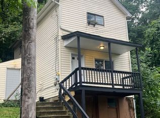 223 Hillside Ave, Pitcairn, PA 15140