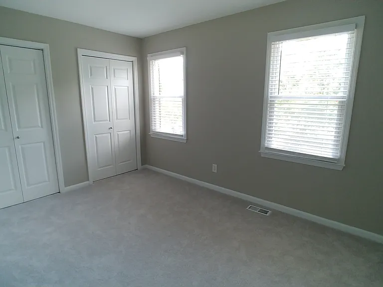11 Forest Glen Dr — Photo 7