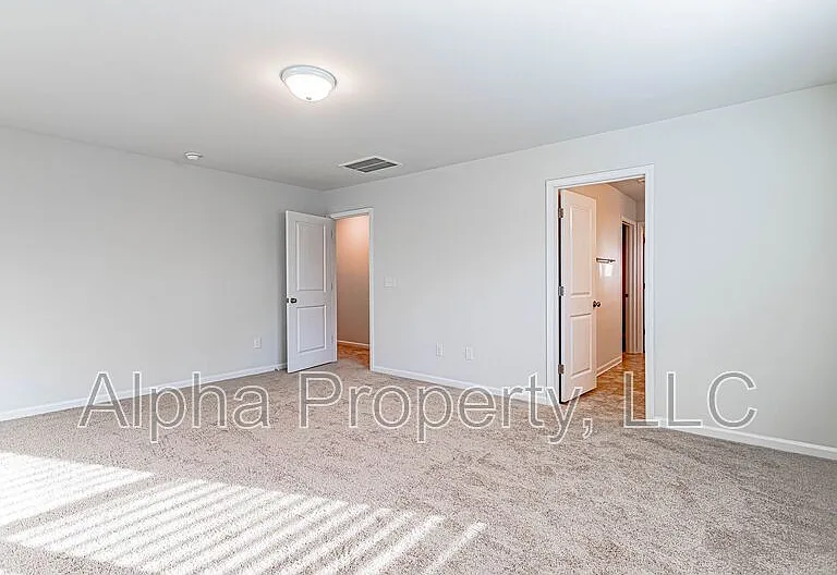 540 Millsgate Cir — Photo 13