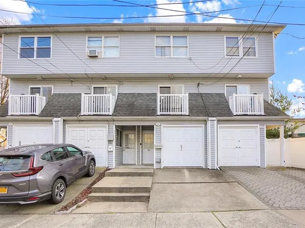 46 Ina St, Staten Island, NY 10306