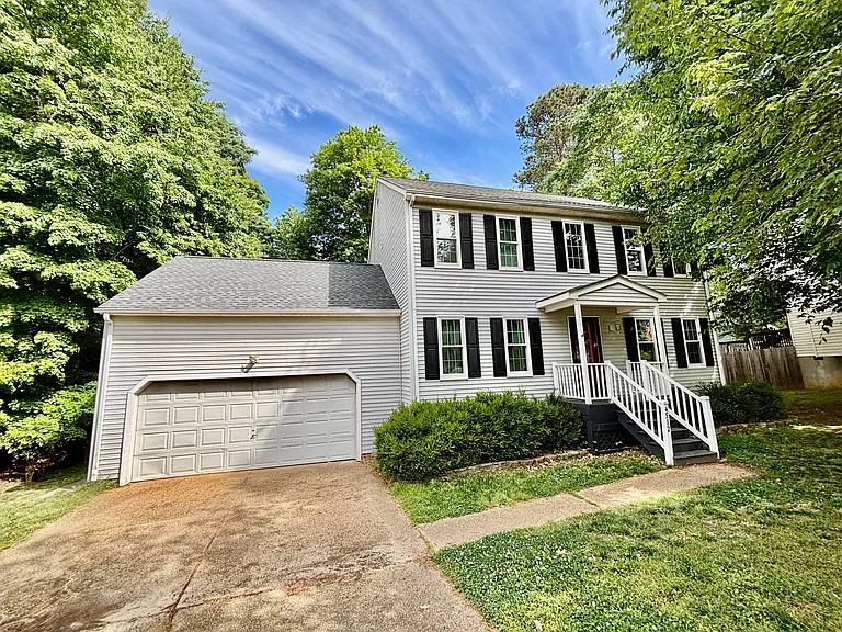 4512 Misty Ct — Photo 1