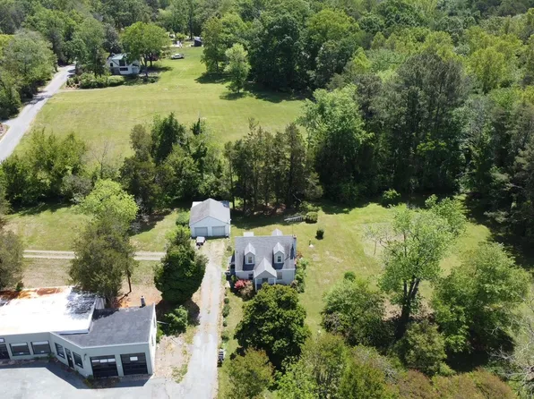 5441 Gordonsville Rd, Keswick, VA 22947