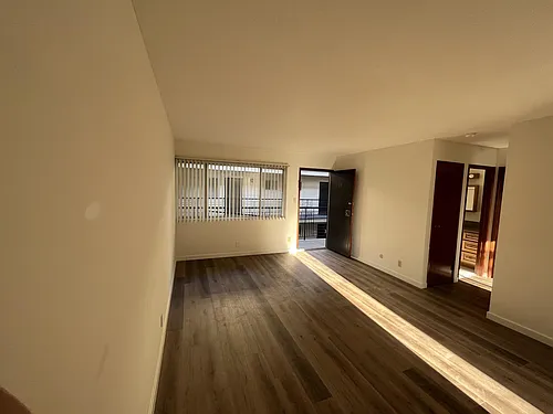 1822 Francisco St #6 Photo 1