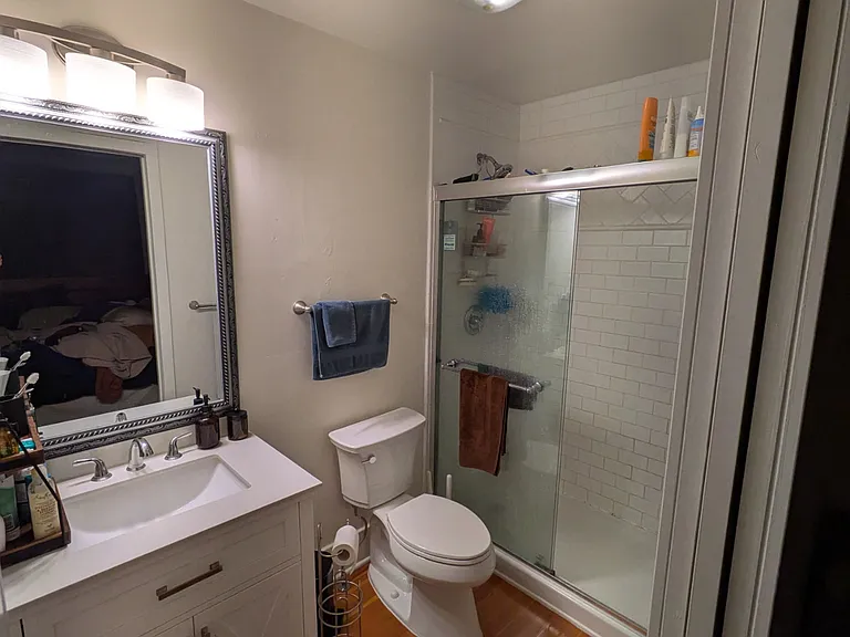 3031 Northwest Ave — Photo 14