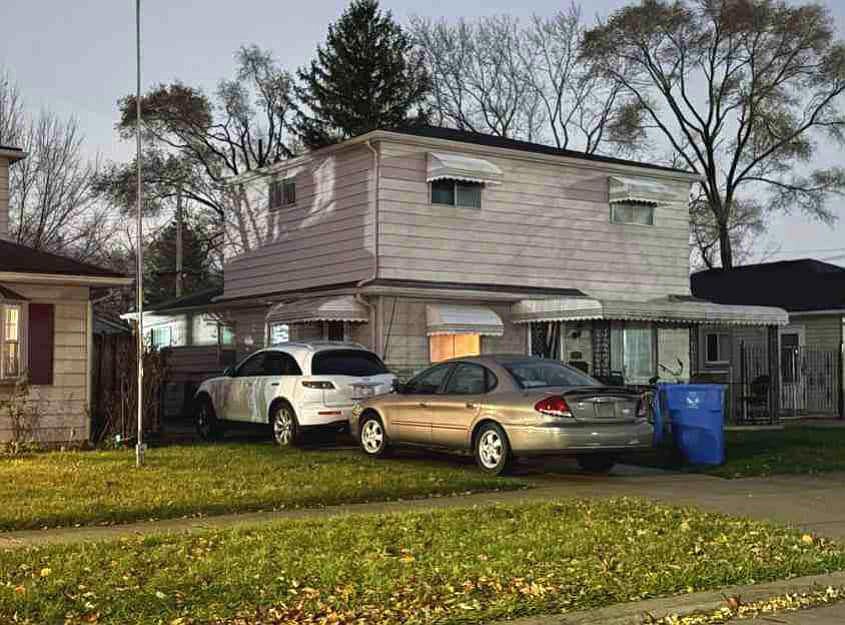 2nd image of 5661 Katherine St
