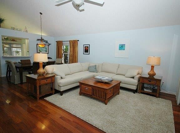 2nd image of 252 Sea Woods Dr N
