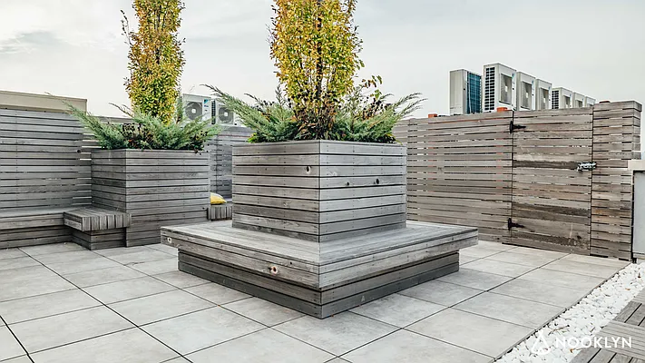 Rented by Nooklyn NYC LLC | media 71