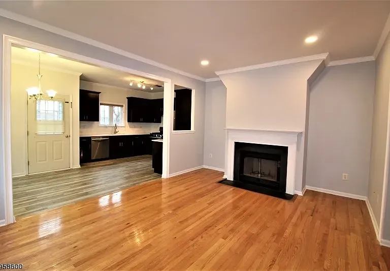 53 Hendrickson Dr — Photo 10